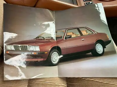 Maserati Biturbo 2.5 E — Un coupé sport italien emblématique des années 80 — Armaturenbrett