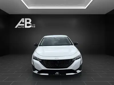 Peugeot 308 SW 1.5 BlueHDI 130 ch — Break pratique, moteur économe et révisé — exterior view