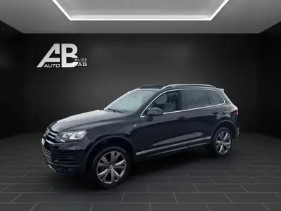 VW Touareg 3.0 TDI R-Line — SUV premium diesel, équipement complet, entretien récent — Seitenansicht