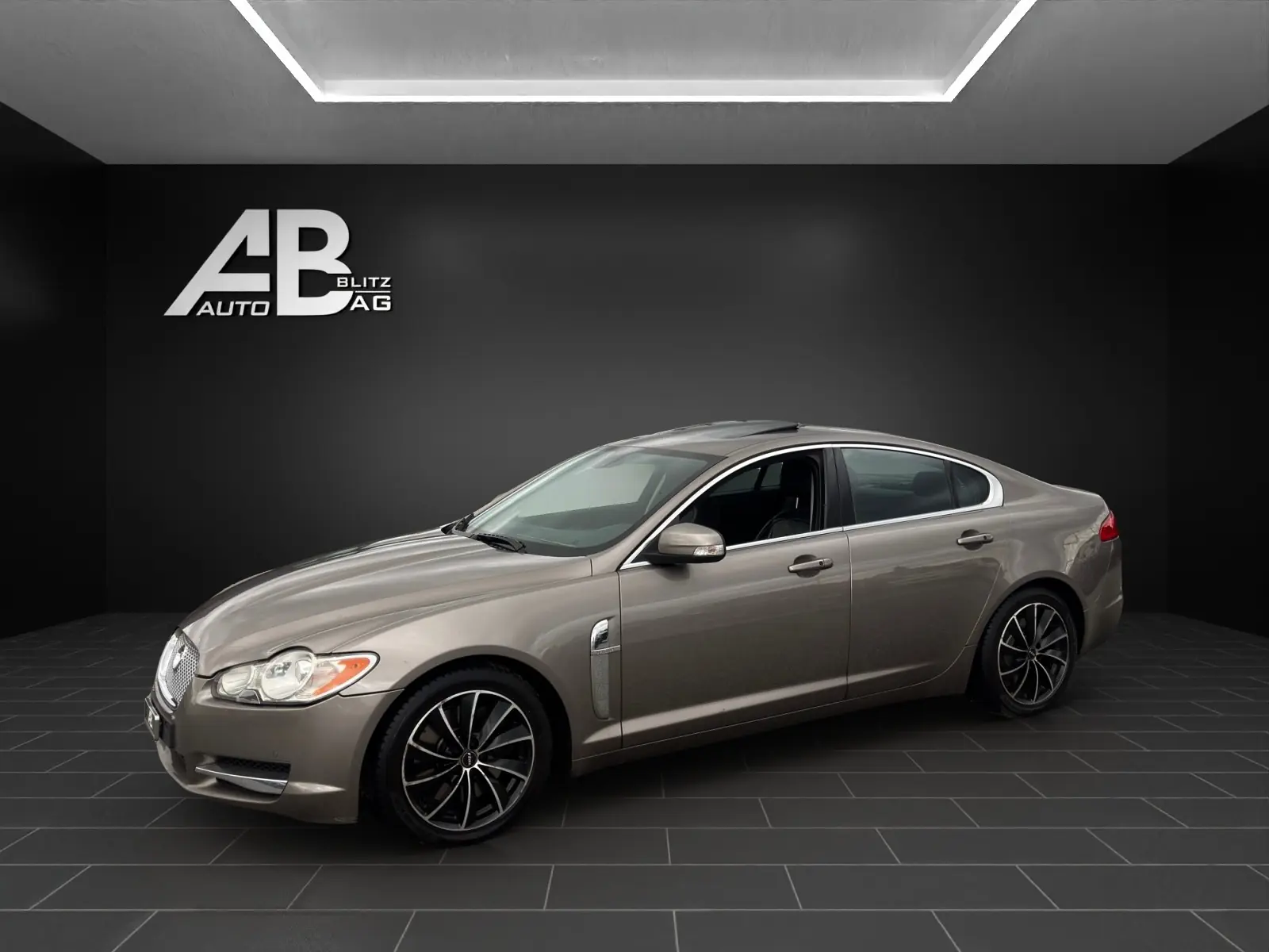 Jaguar XF 2008 occasion Hunzenschwil — 2