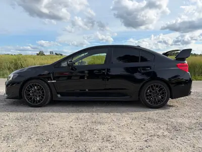 Subaru WRX 2.5 T Sport S — Berline sportive 300 ch, transmission manuelle intégrale — vista posteriore