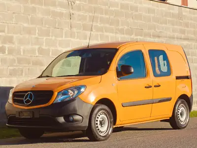 Mercedes-Benz Citan 114 PS Essence Automatique — Utilitaire fiable, seulement 31'300 km — vue extérieure
