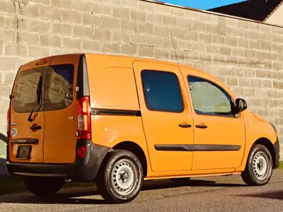 Mercedes-Benz Citan 114 PS Essence Automatique — Utilitaire fiable, seulement 31'300 km — tableau de bord