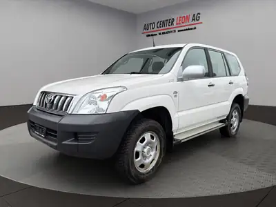 Toyota Land Cruiser 3.0 TD Linea Sol Executive — Le SUV légendaire, diesel performant et fiable — fianco