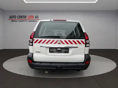 Toyota Land Cruiser 3.0 TD Linea Sol Executive — Le SUV légendaire, diesel performant et fiable — cruscotto