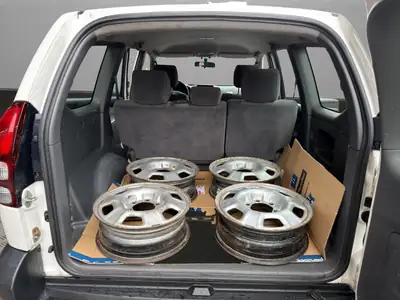 Toyota Land Cruiser 3.0 TD Linea Sol Executive — Le SUV légendaire, diesel performant et fiable — Miniatura 19