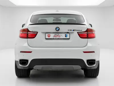 BMW X6 M50d Steptronic — SUV coupé diesel 381 ch, rare 5 places, sans accident — intérieur