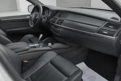 BMW X6 M50d Steptronic — SUV coupé diesel 381 ch, rare 5 places, sans accident — Miniature 12