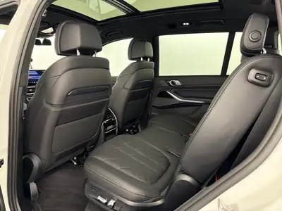 BMW X7 xDrive 48V 40d M Sport — SUV 7 places, diesel hybride mild-hybrid, garantie constructeur — Detail