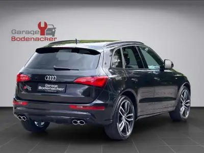 Audi SQ5 3.0 TDI 340 PS — SUV performance diesel, finition premium, entretien à jour — dashboard