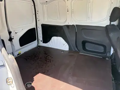 Opel Combo 1.2 Cargo Enjoy — Utilitaire compact fiable, boîte auto 8 vitesses — Miniatura 9