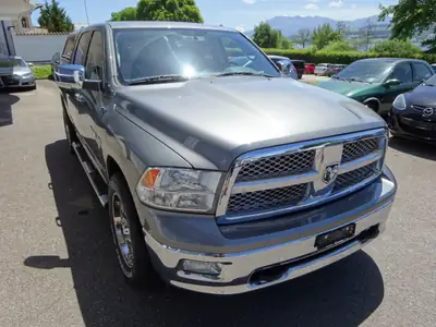 Dodge Ram 2011 — Pickup musclé 396 ch, transmission intégrale, historique sans sinistre — interni
