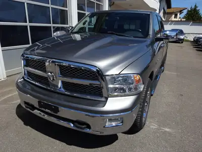 Dodge Ram 2011 — Pickup musclé 396 ch, transmission intégrale, historique sans sinistre — Miniatura 16