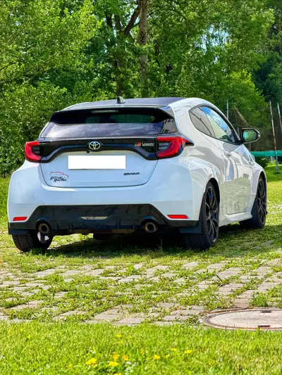 Toyota GR Yaris 1.6 Turbo Sport 4x4 — Compacte sportive intégrale, 261 ch et très peu kilométrée — Miniature 7