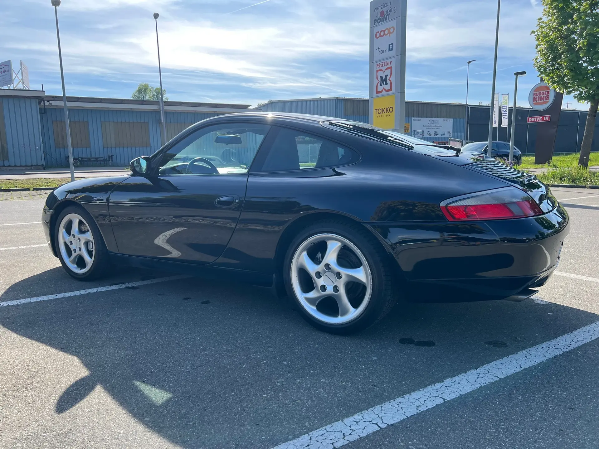Porsche 911 Carrera 4 3.4 — Coupé sportif authentique, 95'850 km, boîte manuelle — Außenansicht