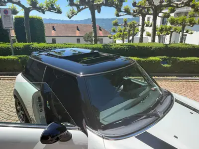 MINI Cooper S 1.6i — Sportive compacte, 141'000 km, sans sinistre — vista posteriore