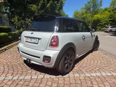 MINI Cooper S 1.6i — Sportive compacte, 141'000 km, sans sinistre — fianco