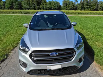 Ford Kuga 2.0 TDCi 150 ST-Line — SUV polyvalent, sans sinistre, 134'000 km — vista posteriore