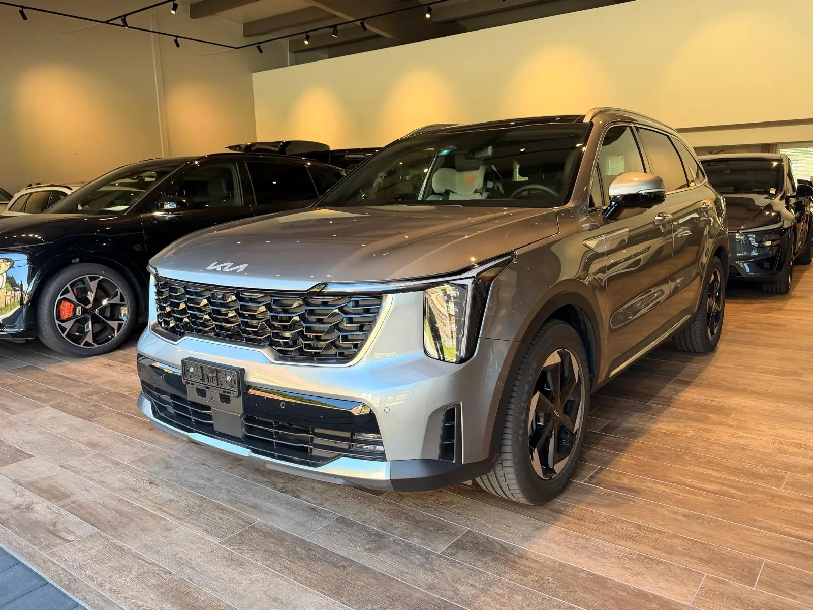 Kia Sorento 1.6 T-GDi PHEV — SUV 7 places hybride rechargeable, 8000 km seulement
