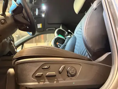 Kia Sorento 1.6 T-GDi PHEV — SUV 7 places hybride rechargeable, 8000 km seulement — Miniatura 15
