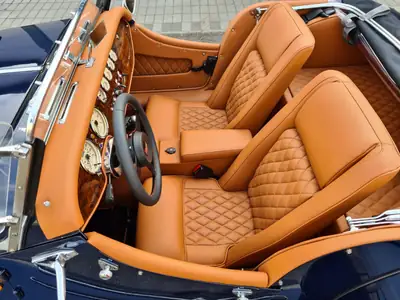 Morgan PLUS 8 1988 — Cabriolet British Legend, 193 ch et charme intemporel — cruscotto