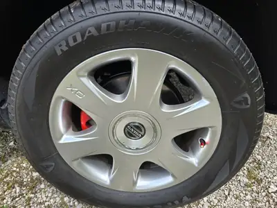 Volvo XC90 — SUV 7 places robuste, 119'000 km seulement, diesel performant — intérieur