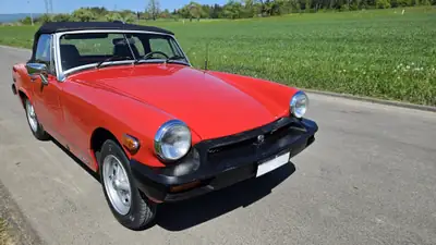 MG Midget 1500 — Roadster iconique 1979, statut Vétéran, 61'000 km seulement — vista posteriore