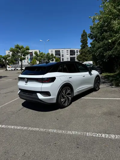 VW ID.4 GTX United 4motion — SUV électrique performant, 19'900 km seulement — Armaturenbrett