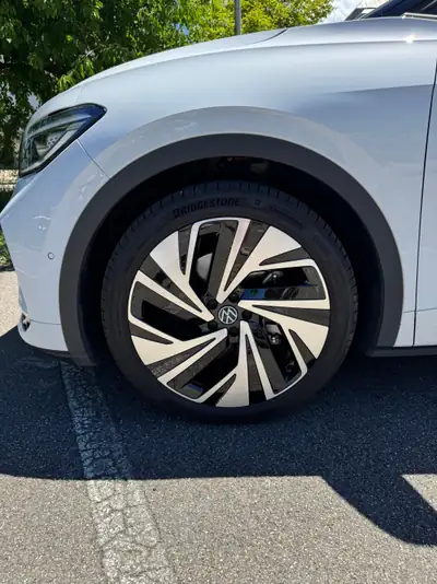 VW ID.4 GTX United 4motion — SUV électrique performant, 19'900 km seulement — Miniatur 12