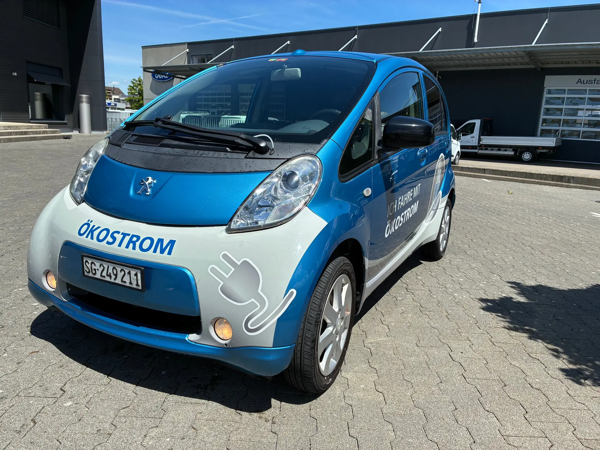 Peugeot iON — Citadine électrique compacte, 95'000 km, zéro émission