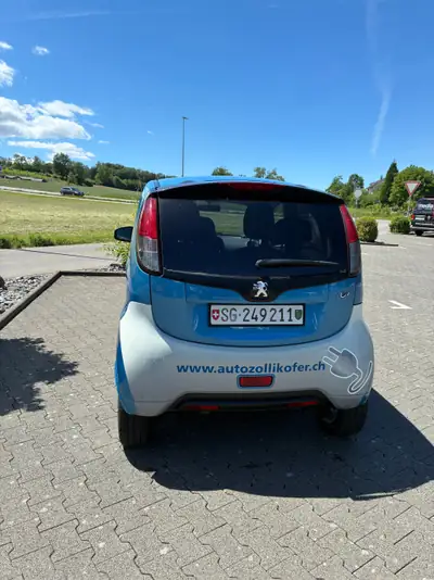 Peugeot iON — Citadine électrique compacte, 95'000 km, zéro émission — Armaturenbrett