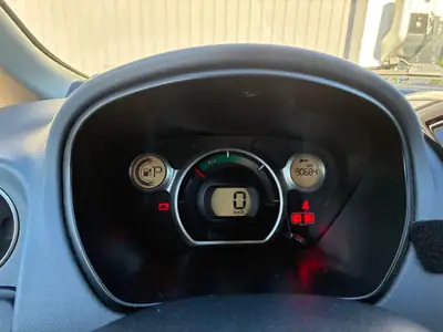 Peugeot iON — Citadine électrique compacte, 95'000 km, zéro émission — Miniatur 10