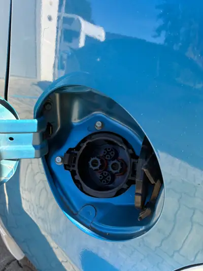 Peugeot iON — Citadine électrique compacte, 95'000 km, zéro émission — Miniatur 14