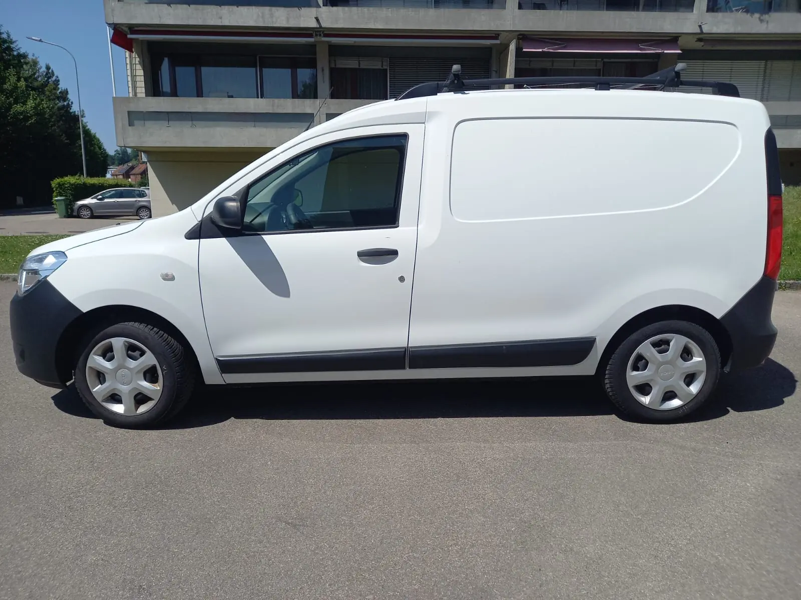 Dacia Dokker 1.5 dCi Essential — Monospace pratique, 52'000 km, sans accident — Außenansicht