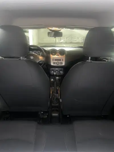 Alfa Romeo Mito 1.4 MultiAir Progression — Citadine élégante, pneus 4 saisons complets — cruscotto