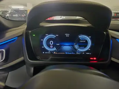 BMW i8 E-Motor + TwinPower — Le coupé hybride rechargeable haute performance — dettaglio