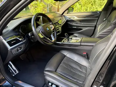 BMW 750Ld xDrive — Berline de prestige diesel, 400 ch et traction intégrale — Miniatura 7