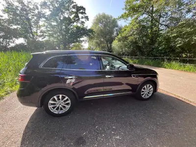 Renault Koleos 2.0 dCi 4x4 — SUV robuste, motorisation éprouvée, 8 roues complètes incluses — rear view