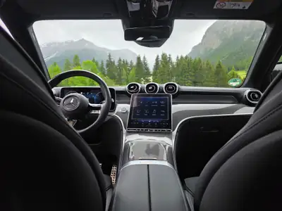 Mercedes-Benz GLC 300 de AMG Line — SUV hybride diesel rechargeable, 58'000 km, garantie d'usine — Miniatura 13