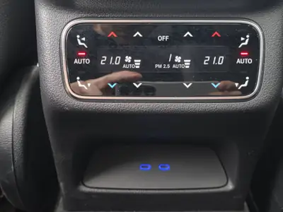 Mercedes-Benz GLC 300 de AMG Line — SUV hybride diesel rechargeable, 58'000 km, garantie d'usine — Miniatura 18