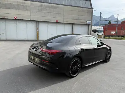 Mercedes-Benz A 250 AMG Line — Hybride rechargeable sportif, 55 000 km seulement — Innenraum