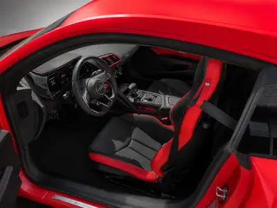 Audi R8 Coupé RWD S-Tronic — Supercar française affichée, 10 800 km, entretien complet — fianco