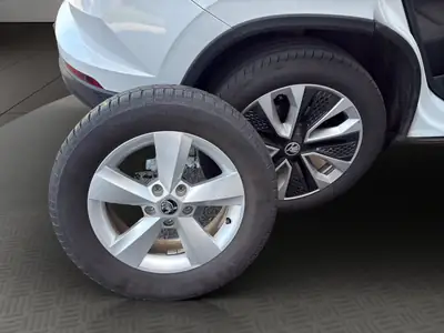 Skoda Karoq 2.0 TDI 150 ch — SUV 4×4 fiable, entretien complet, sans accident — Thumbnail 13