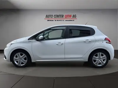 Peugeot 208 1.2 PureTech Access — Citadine fiable, équipée et économe — rear view
