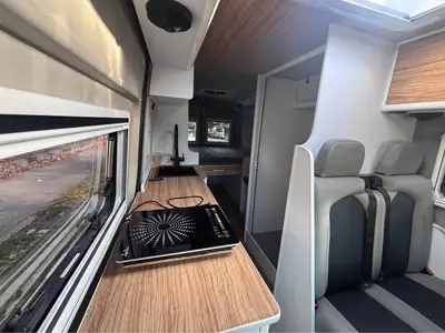 VW Crafter 2.0 TDI 140 4Motion — Utilitaire polyvalent tout-terrain, 92'000 km — Innenraum