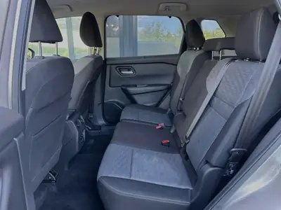 Nissan X-Trail 1.5 VC-T N-Connecta e-4orce — SUV 7 places hybride essence, 20'000 km seulement — Miniatur 7