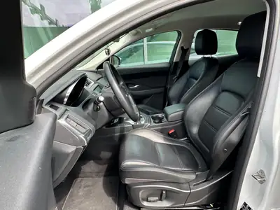 Jaguar E-PACE 2.0 T 200 S AWD — SUV compact premium, traction intégrale, 129'000 km — Miniatur 7