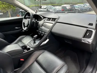 Jaguar E-PACE 2.0 T 200 S AWD — SUV compact premium, traction intégrale, 129'000 km — Miniatur 18