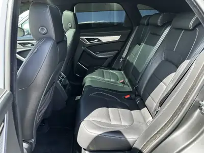 Jaguar F-Pace 2.0 I4 250 R-Dynamic SE AWD — SUV premium 49'000 km, tout équipé — Miniatur 9
