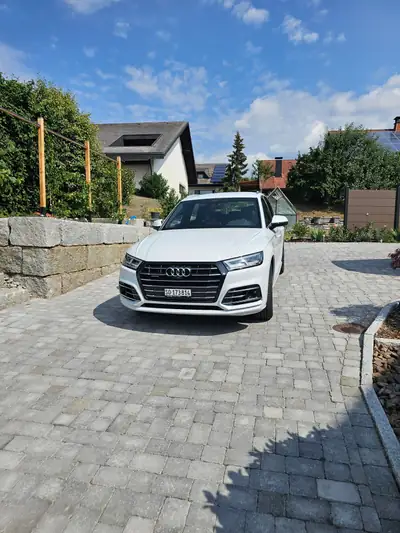 Audi Q5 55 TFSI e — SUV hybride rechargeable, 55'000 km seulement — Miniatura 8